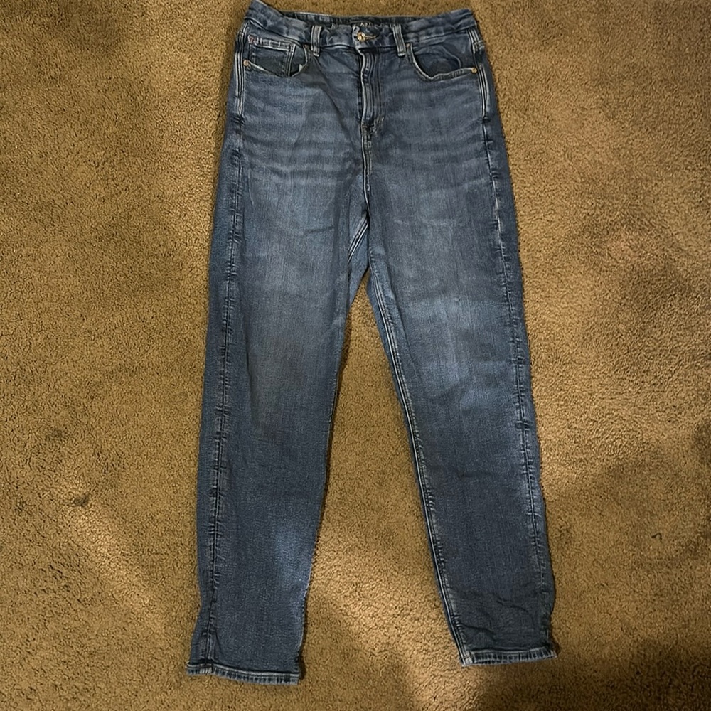 aeo curvy mom jean